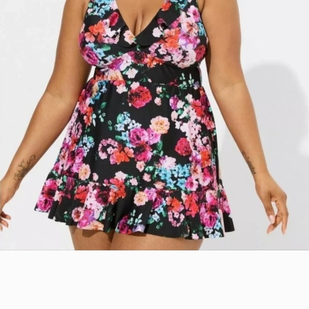 Torrid Floral Swim Dress Size 3